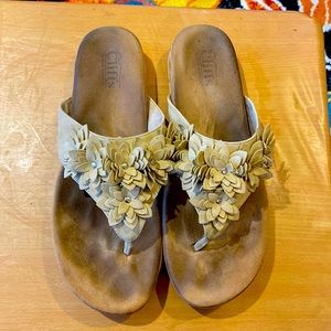 Tan Sandals - Very comfortable